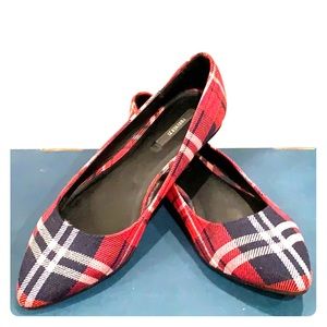 Forever 21 Plaid Flats!!!